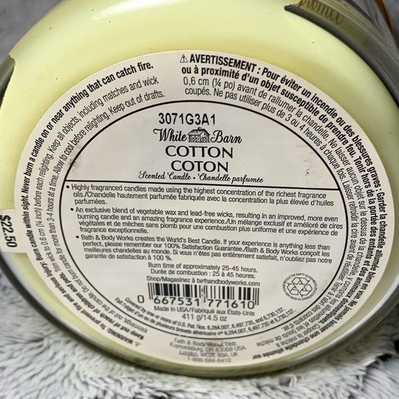 Cotton White Barn 3-Wick Candle from Bath & Body Works (2013) BBW - Picture 3 of 3